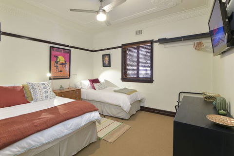 Anville Court - Tourism Hervey Bay 5
