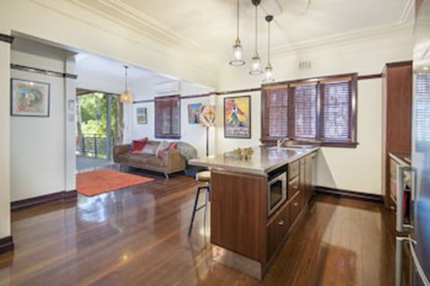 Anville Court - Tourism Hervey Bay 0