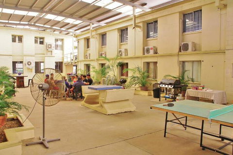 Accommodation At Isa - Hervey Bay Accommodation 2