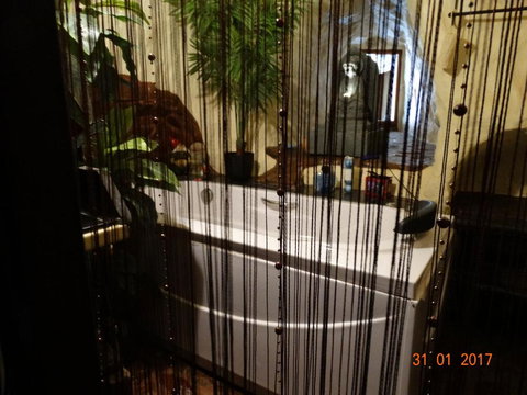 Dis Place - Hervey Bay Accommodation 3