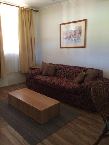 Blue Dog Holiday Units - Hervey Bay Accommodation 1