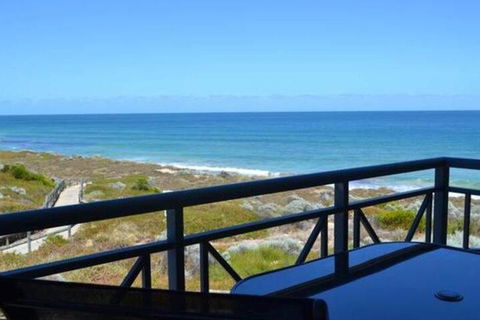 Caravel Beach House Mandurah - Hervey Bay Accommodation 5