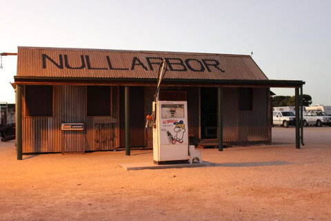 Nullarbor Roadhouse - Hervey Bay Accommodation 1