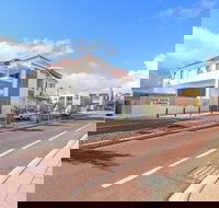 Rose Hotel Clarkson - Hervey Bay Accommodation