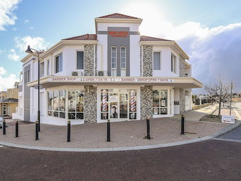 Rose Hotel Clarkson - Hervey Bay Accommodation 4