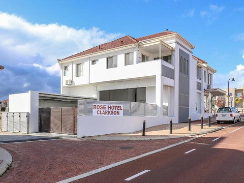 Rose Hotel Clarkson - Hervey Bay Accommodation 2