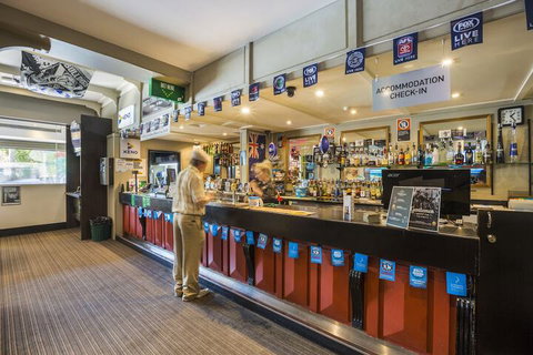 Nightcap At Regents Park Hotel - Hervey Bay Accommodation 2