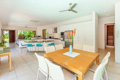 Alcove Sands - Hervey Bay Accommodation 1