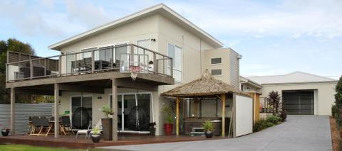 Island Daze Surf Beach Phillip Island - Tourism Hervey Bay 1