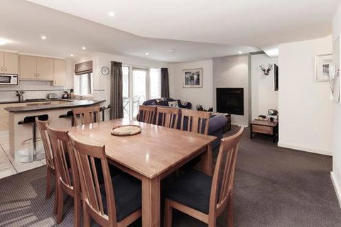 Reindeer 3 - Hervey Bay Accommodation 2