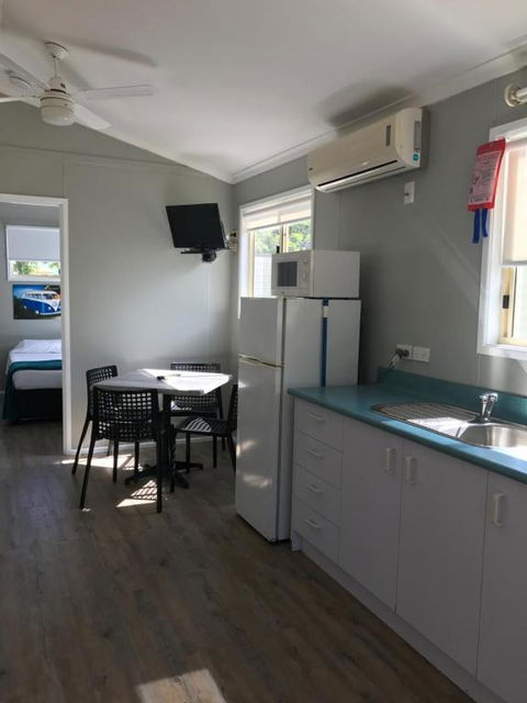 Kingfisher Caravan Park - Tourism Hervey Bay 2