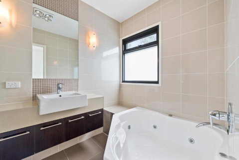 Inn Off The Reef - Hervey Bay Accommodation 5