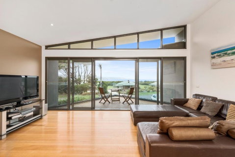 Inn Off The Reef - Hervey Bay Accommodation 2
