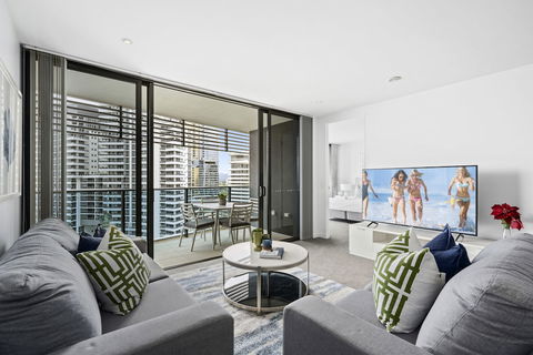 The Oracle Resort Broadbeach - GCLR - Tourism Hervey Bay 1