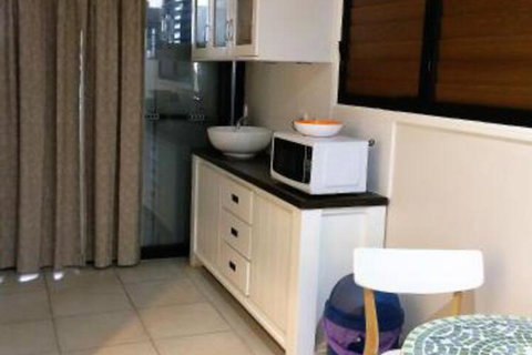 Inner City Granny Flat - Hervey Bay Accommodation 2