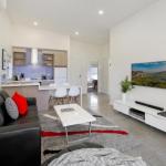 Ironbark Villa 6 - Hervey Bay Accommodation 0