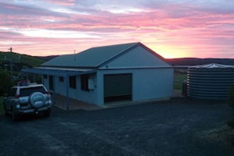 Johanna Bluegum Holiday Cabins - Hervey Bay Accommodation 0
