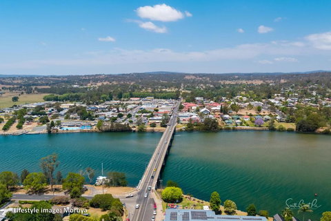 Moruya Holiday House - Hervey Bay Accommodation 4