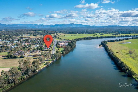 Moruya Holiday House - Hervey Bay Accommodation 6