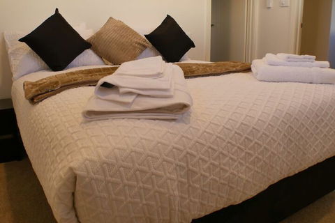 Maison Executive - Tourism Hervey Bay 2