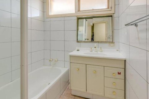 Beautiful Deluxe Family Friendly Holiday House - Hervey Bay Accommodation 3