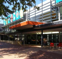 Beautiful deluxe family friendly holiday house - Hervey Bay Accommodation