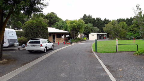 Pinewood Caravan Park - Hervey Bay Accommodation 2