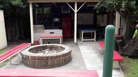 Pinewood Caravan Park - Hervey Bay Accommodation 3