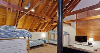 Aosta - Hervey Bay Accommodation 3