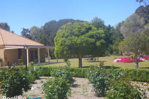 Fairways Bed & Breakfast At Jerilderie - Tourism Hervey Bay 3