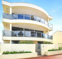 Ultimate Esplanade 3 Storey Experience WiFi - Tourism Hervey Bay
