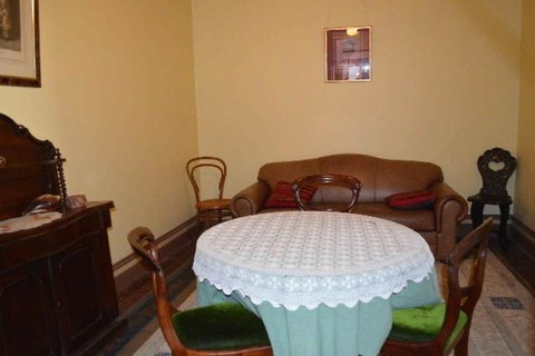 Albion Cottage - Hervey Bay Accommodation 3