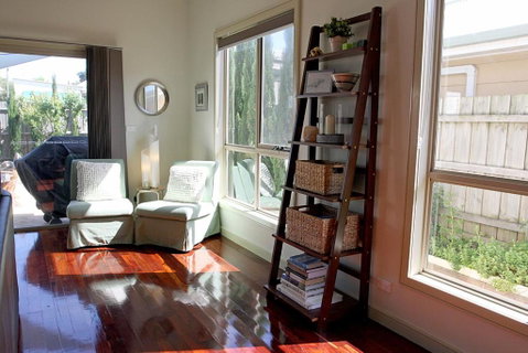 Into Freedom - Hervey Bay Accommodation 2