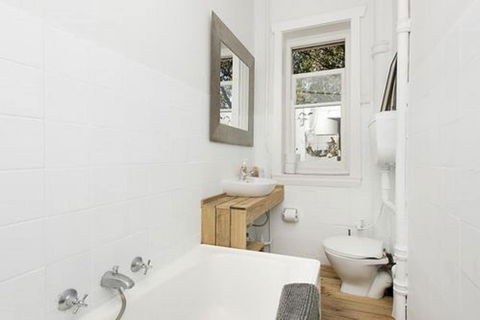 Bondi Beach Gorgeous Apartment H323 - Hervey Bay Accommodation 6