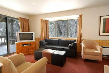 Discobulous 6 - Hervey Bay Accommodation 1