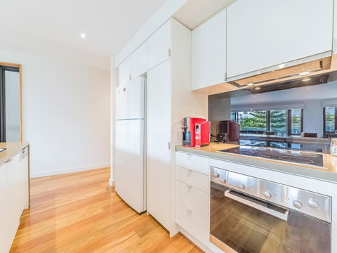 Cscape 3brm Apartment With A View - Hervey Bay Accommodation 3