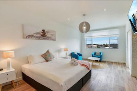 Magnificent Beach House - Tourism Hervey Bay 4