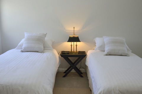 Sapphire Blue - Tourism Hervey Bay 7