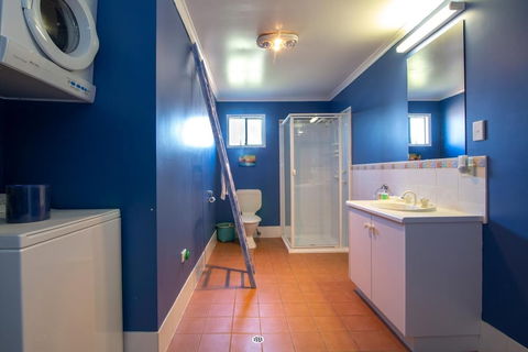 Zephyr Shores - Hervey Bay Accommodation 4