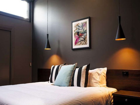 Criterion Hotel Sale - Hervey Bay Accommodation 6