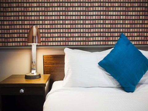 Criterion Hotel Sale - Hervey Bay Accommodation 5