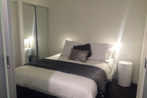 Absolute Collins - Tourism Hervey Bay 1