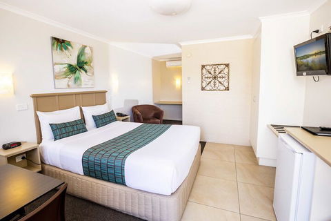 Apple & Grape Motel - Tourism Hervey Bay 7