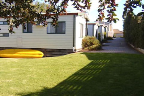 Inverloch Cabins - Hervey Bay Accommodation 3