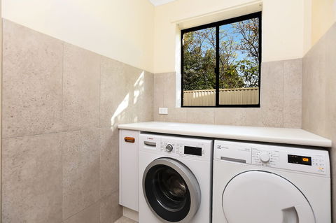 Port Of Call - Hervey Bay Accommodation 4