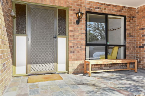 Port Of Call - Hervey Bay Accommodation 2