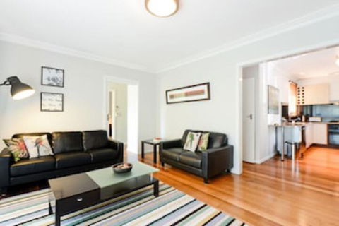 BOUTIQUE STAYS - Sandyside 1 - Tourism Hervey Bay 0