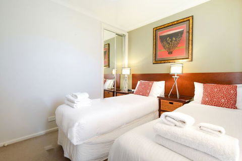 BOUTIQUE STAYS - Sandyside 1 - Tourism Hervey Bay 3