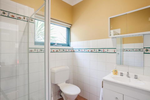 Anglesea River Apartments 2 Bed Unit 2 / 4 - Hervey Bay Accommodation 4