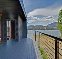 Amazing Unique Five-Star Waterfront Retreat - Tourism Hervey Bay